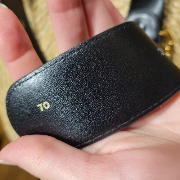 Vintage Gucci Logo Wide Black Leather Belt Gold GG Size 70 - Picture 8 of 13